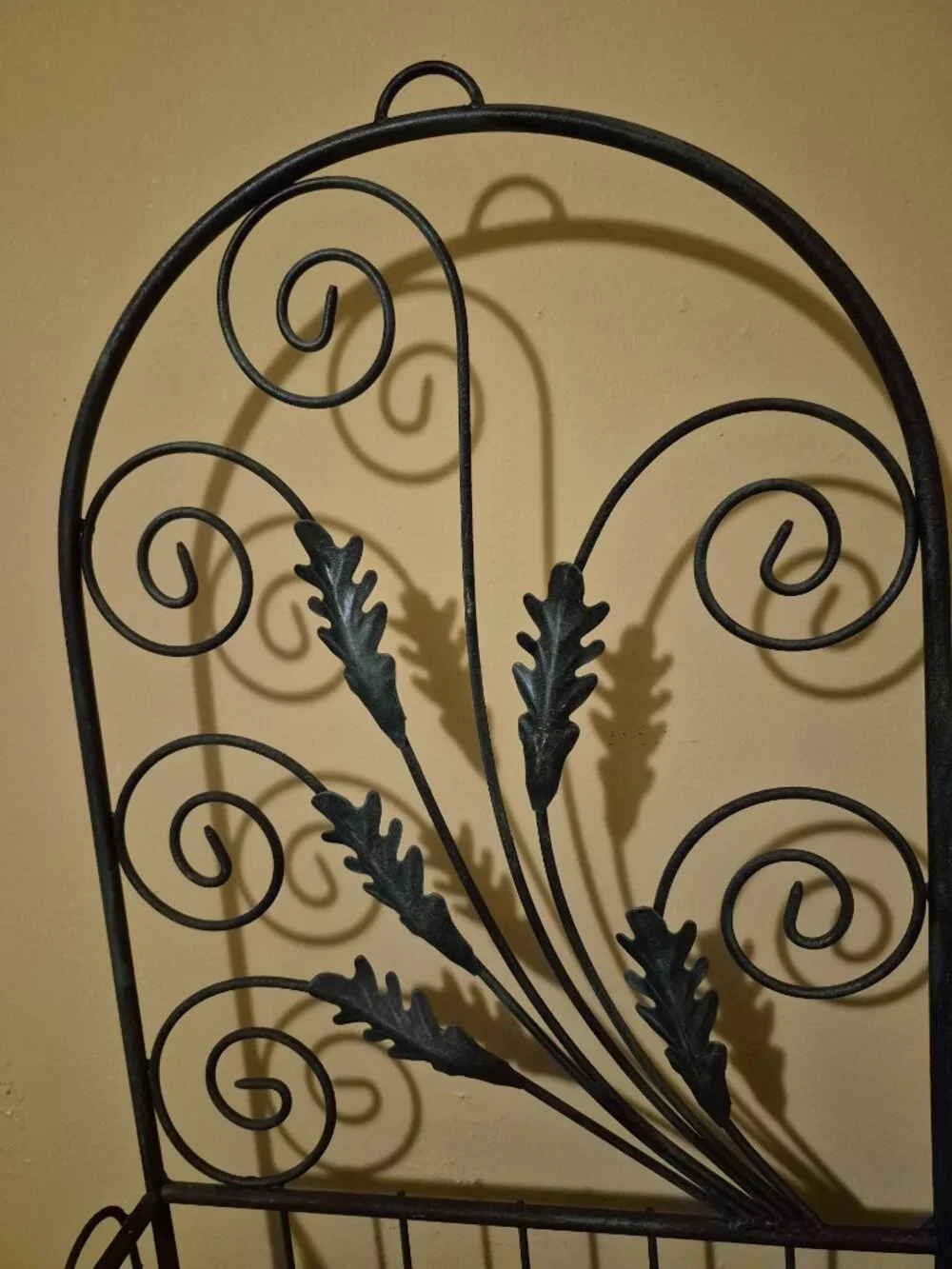 VINTAGE DARK GREEN WROUGHT IRON WALL-MOUNTED STORAGE BASKET